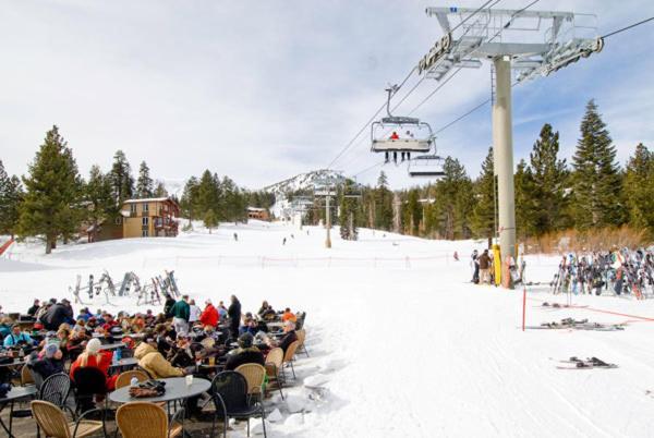 Meadow Ridge Condos By Mammoth Slopes Lodging 맘모스 레이크스 외부 사진
