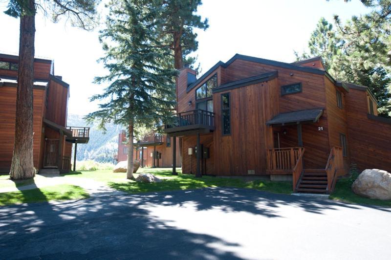 Meadow Ridge Condos By Mammoth Slopes Lodging 맘모스 레이크스 외부 사진
